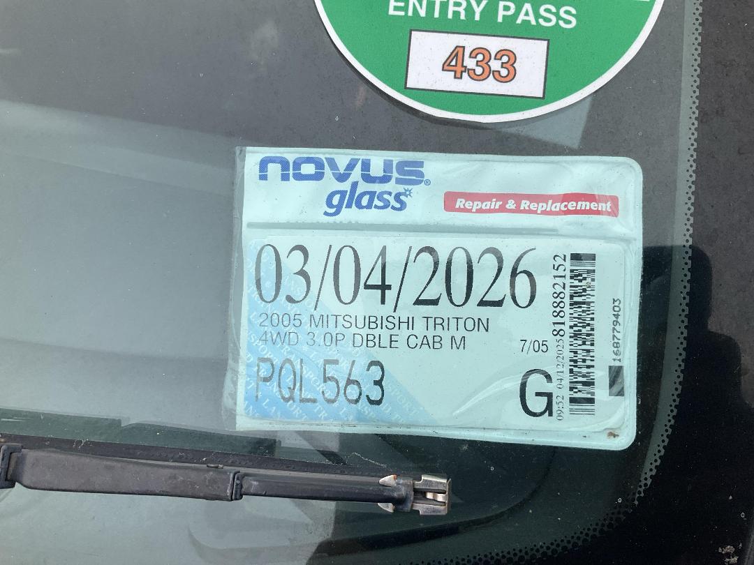 Photo '12' of Mitsubishi Triton Dble CAB