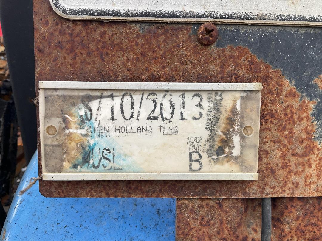 Photo '7' of New Holland TL90 Excavator