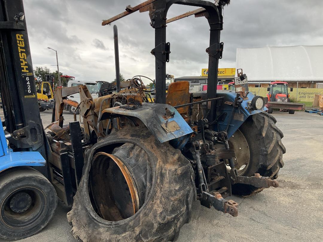 Photo '6' of New Holland TL90 Excavator