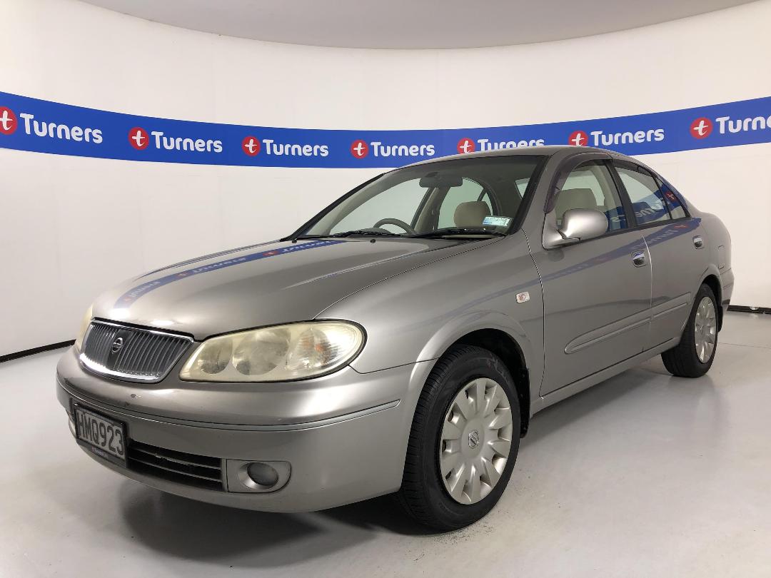 Photo '4' of Nissan Bluebird