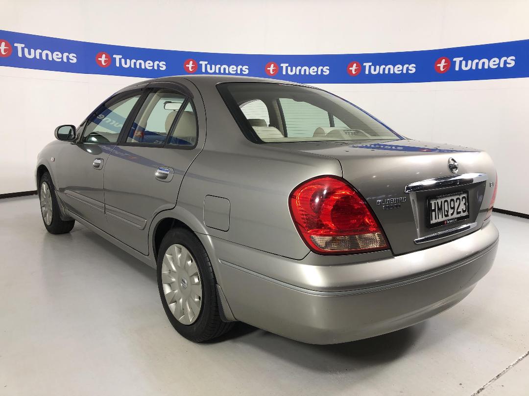 Photo '5' of Nissan Bluebird