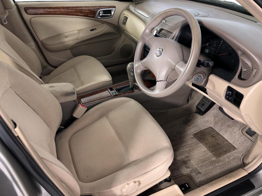 Photo '16' of Nissan Bluebird