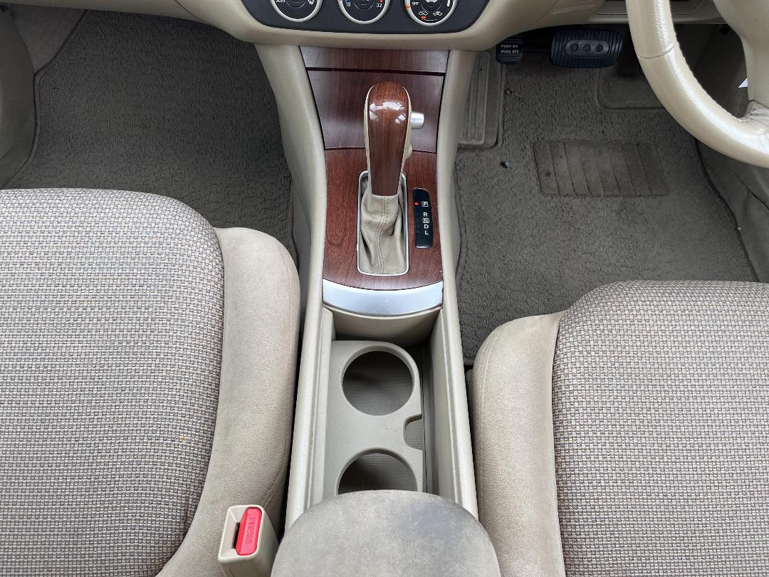 Photo '16' of Nissan Bluebird Sylphy Photo '16' of Nissan Bluebird Sylphy