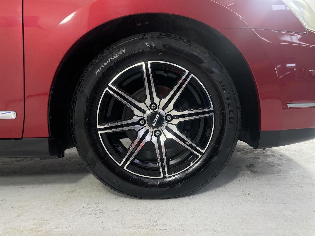 Photo '9' of Nissan Bluebird