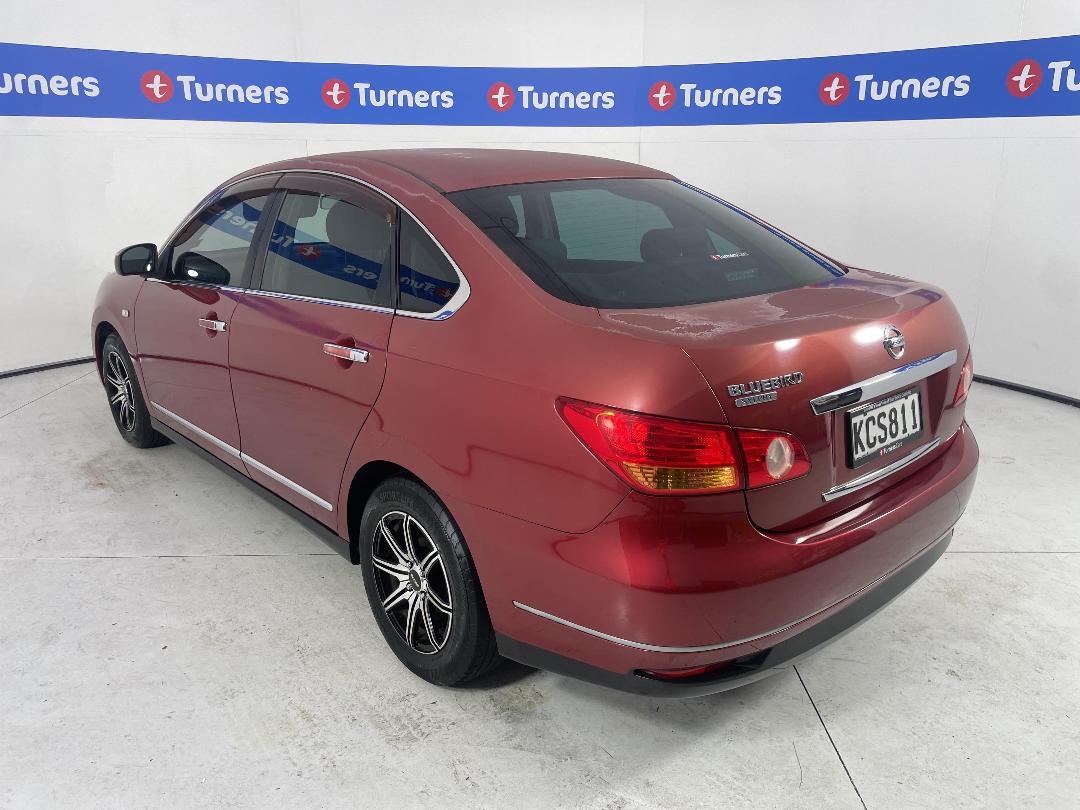 Photo '5' of Nissan Bluebird