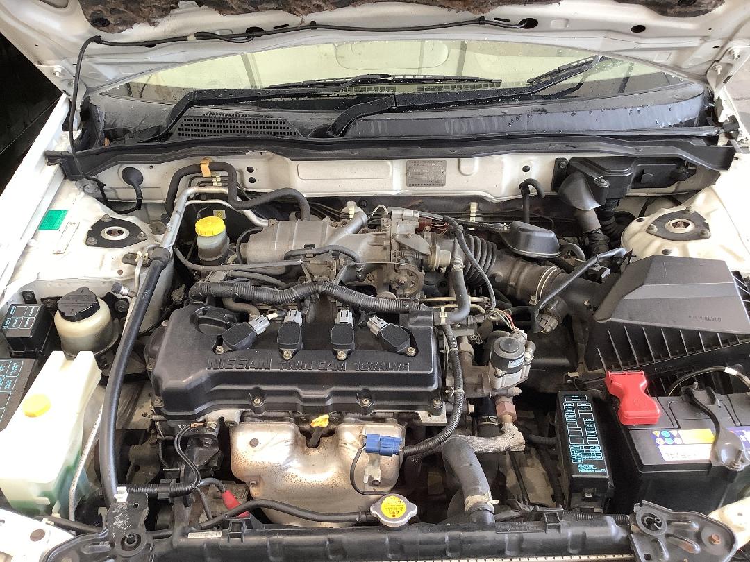 Photo '10' of Nissan Bluebird