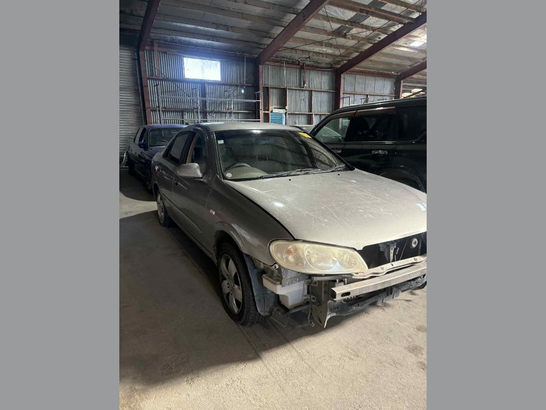 Photo '2' of Nissan Bluebird Sylphy