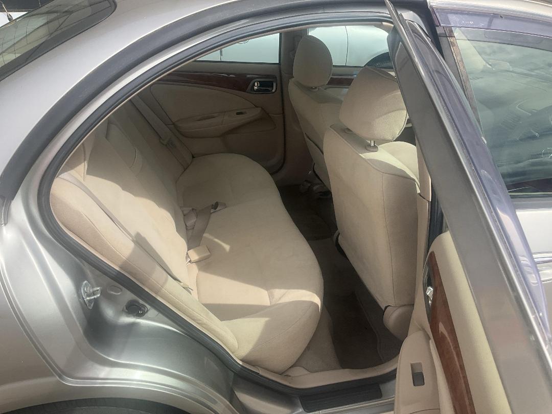 Photo '10' of Nissan Bluebird Sylphy Photo '10' of Nissan Bluebird Sylphy