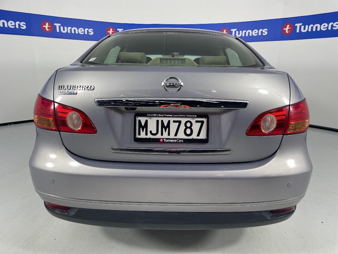 Photo '6' of Nissan Bluebird Photo '6' of Nissan Bluebird