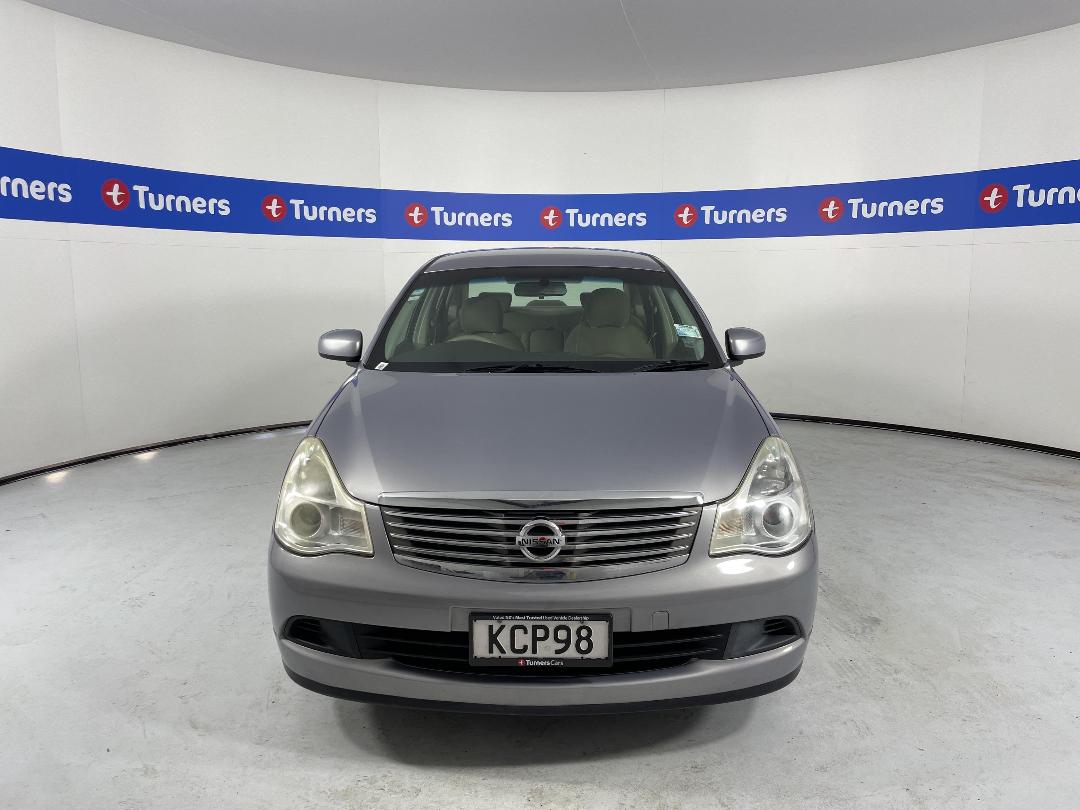 Photo '2' of Nissan Bluebird Photo '2' of Nissan Bluebird