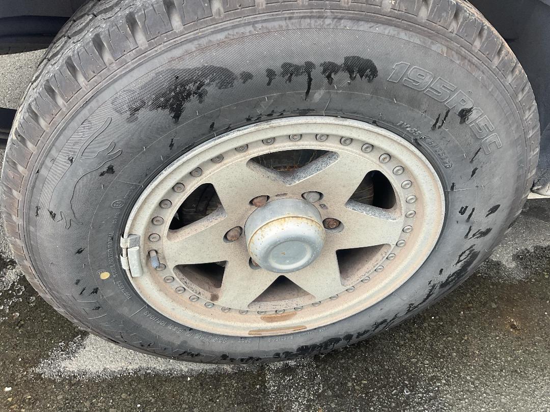 Photo '5' of Nissan Caravan