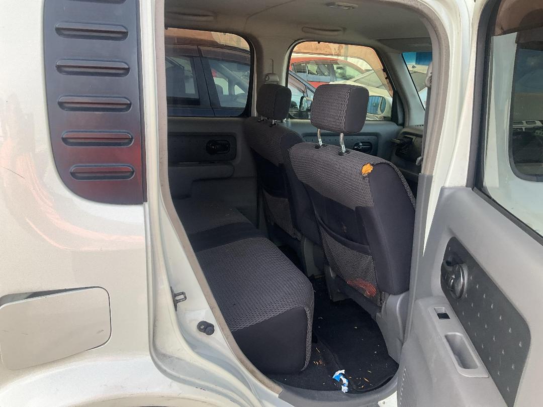 Photo '17' of Nissan Cube