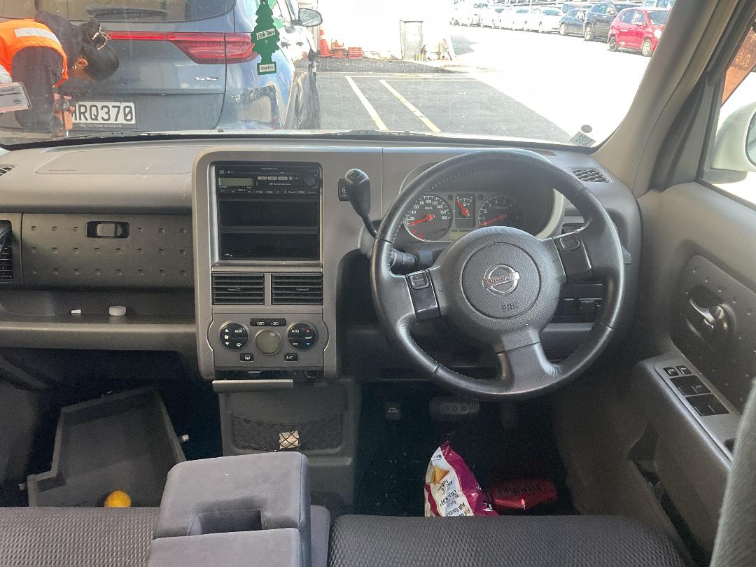 Photo '18' of Nissan Cube