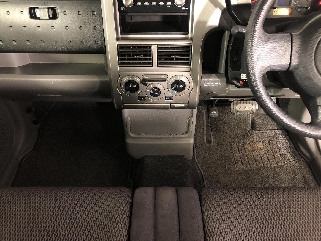 Photo '18' of Nissan Cube