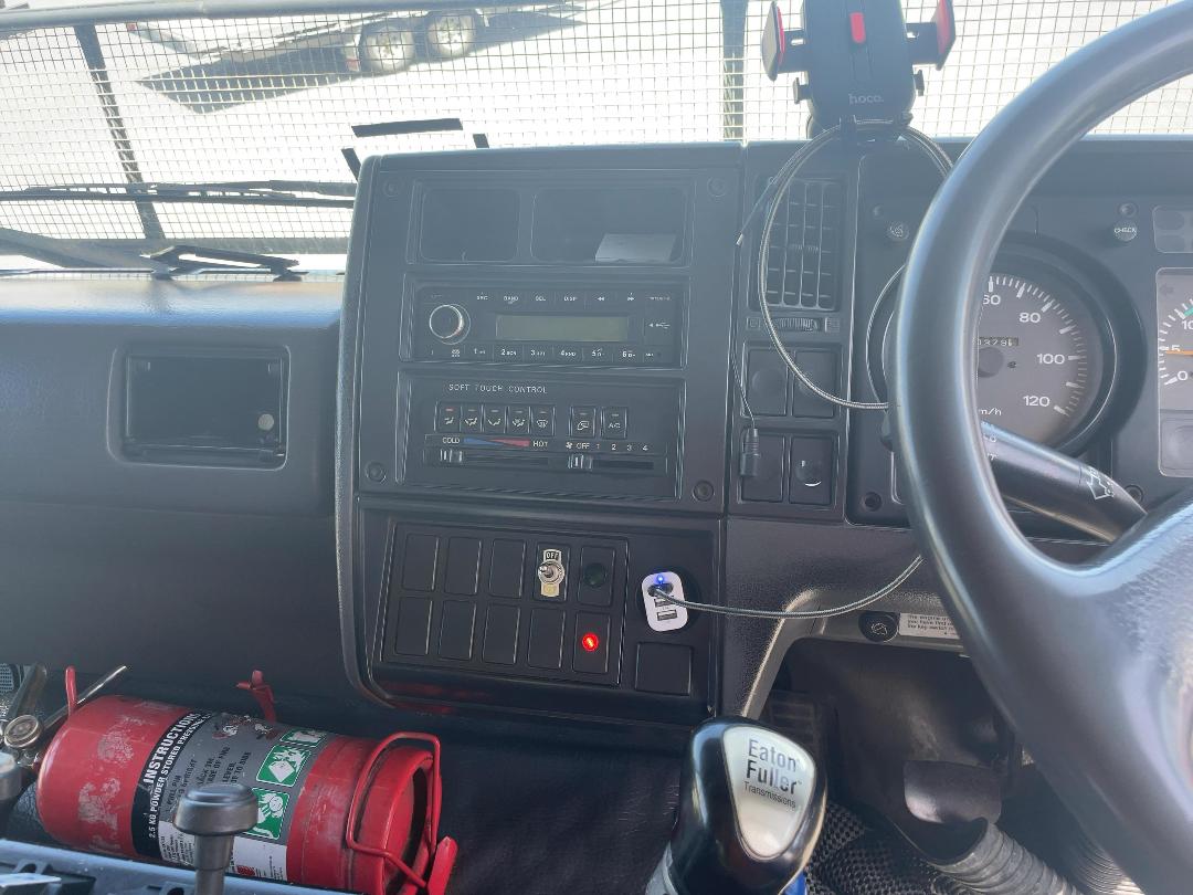 Photo '16' of Nissan Diesel CW400S Tipper Photo '16' of Nissan Diesel CW400S Tipper