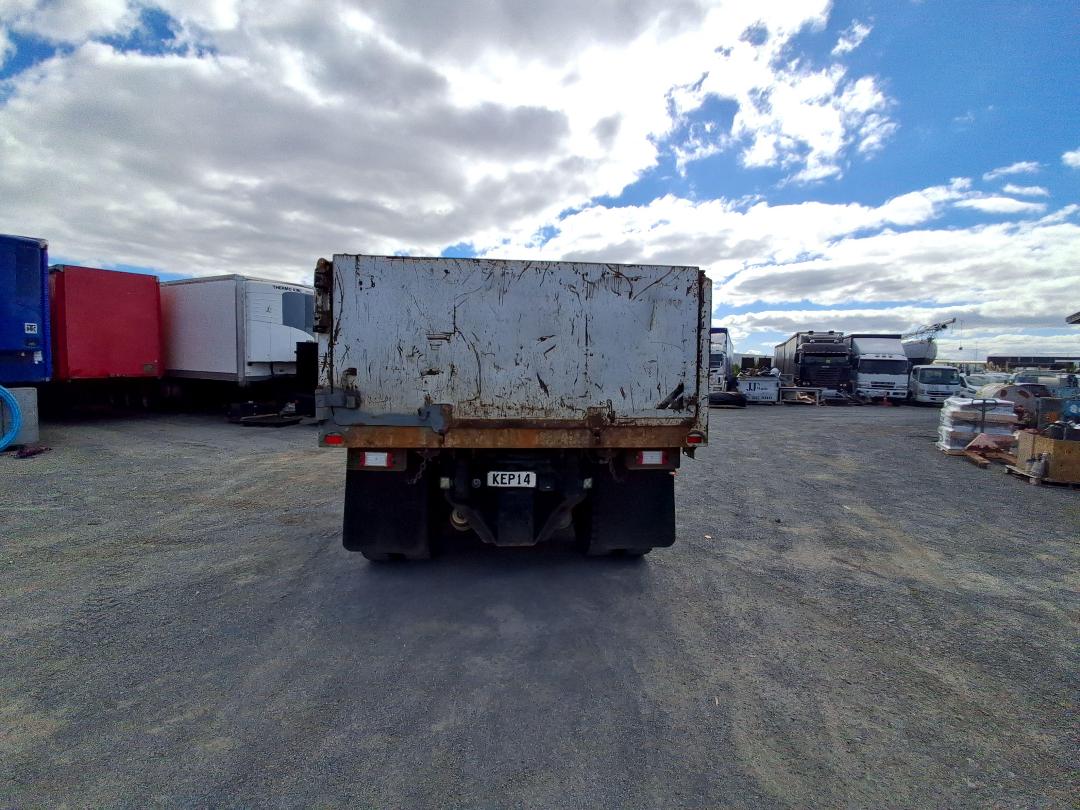 Photo '5' of Nissan Diesel CW400S Tipper