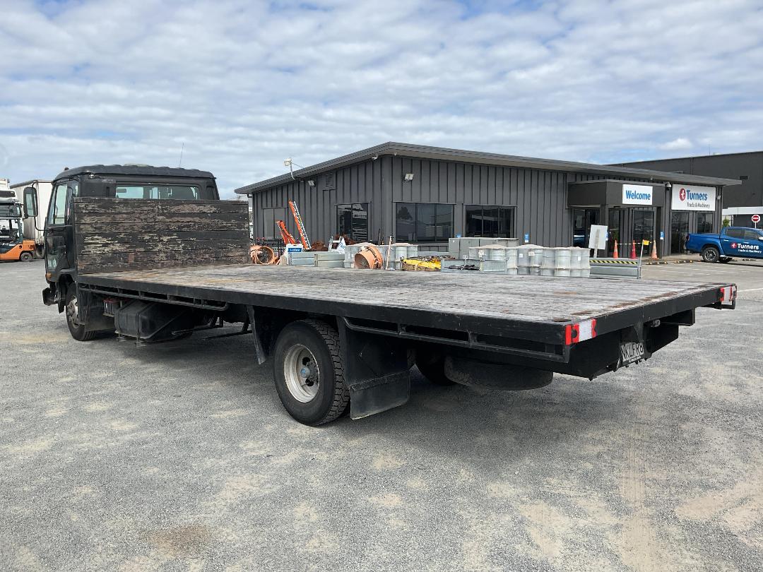 Photo '6' of Nissan Diesel MK235 Flat Deck