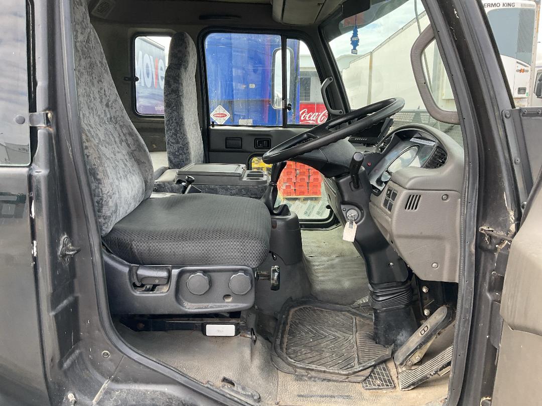 Photo '12' of Nissan Diesel MK235 Flat Deck