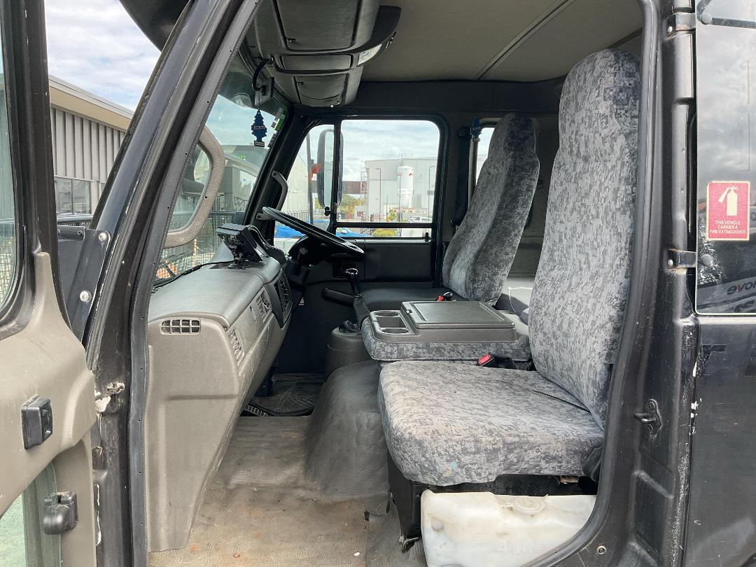 Photo '21' of Nissan Diesel MK235 Flat Deck