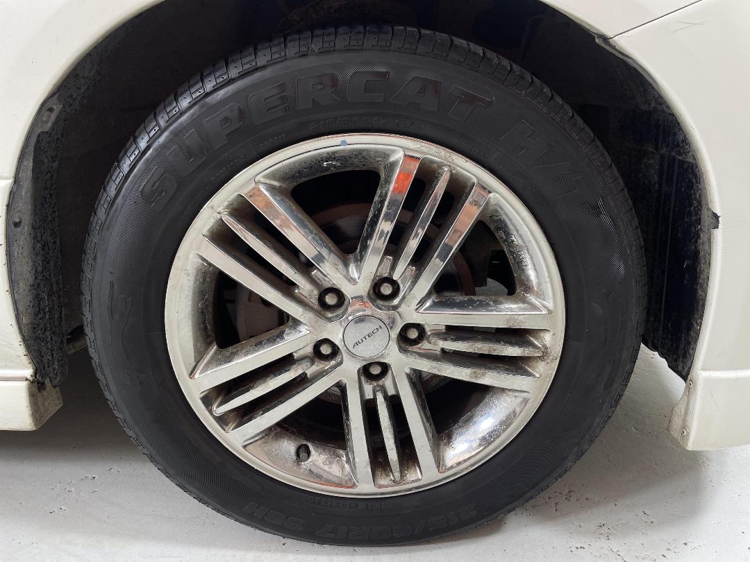 Photo '9' of Nissan Elgrand