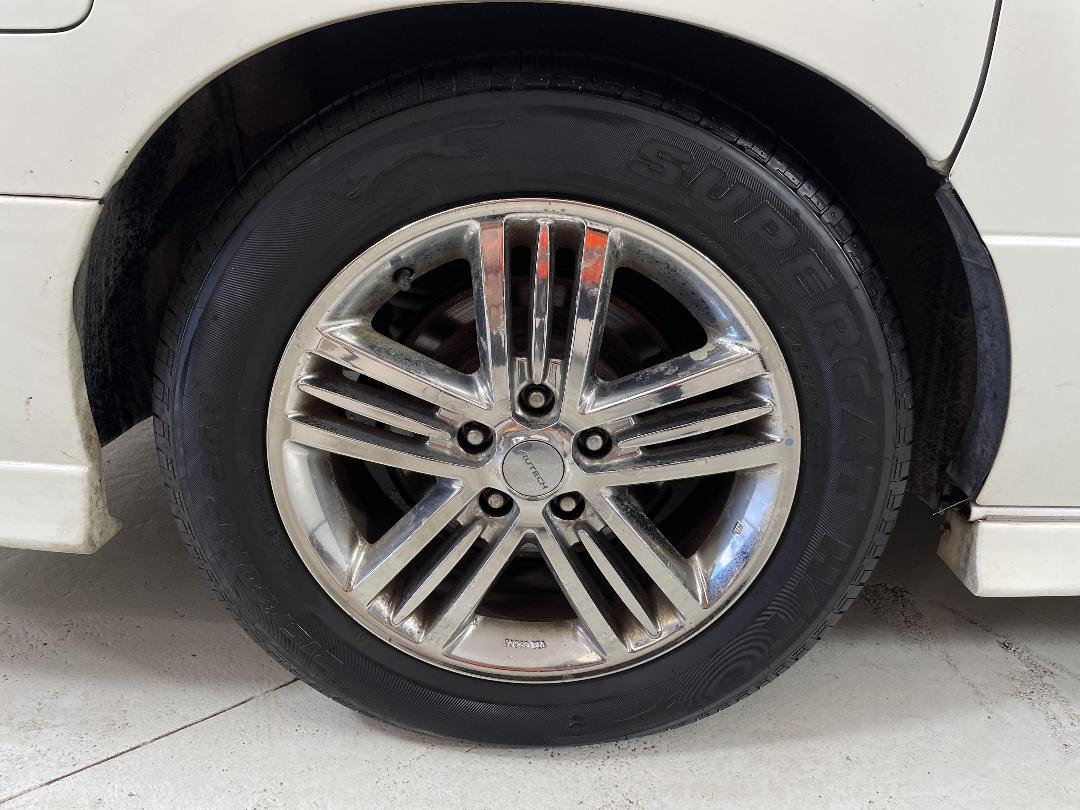 Photo '12' of Nissan Elgrand