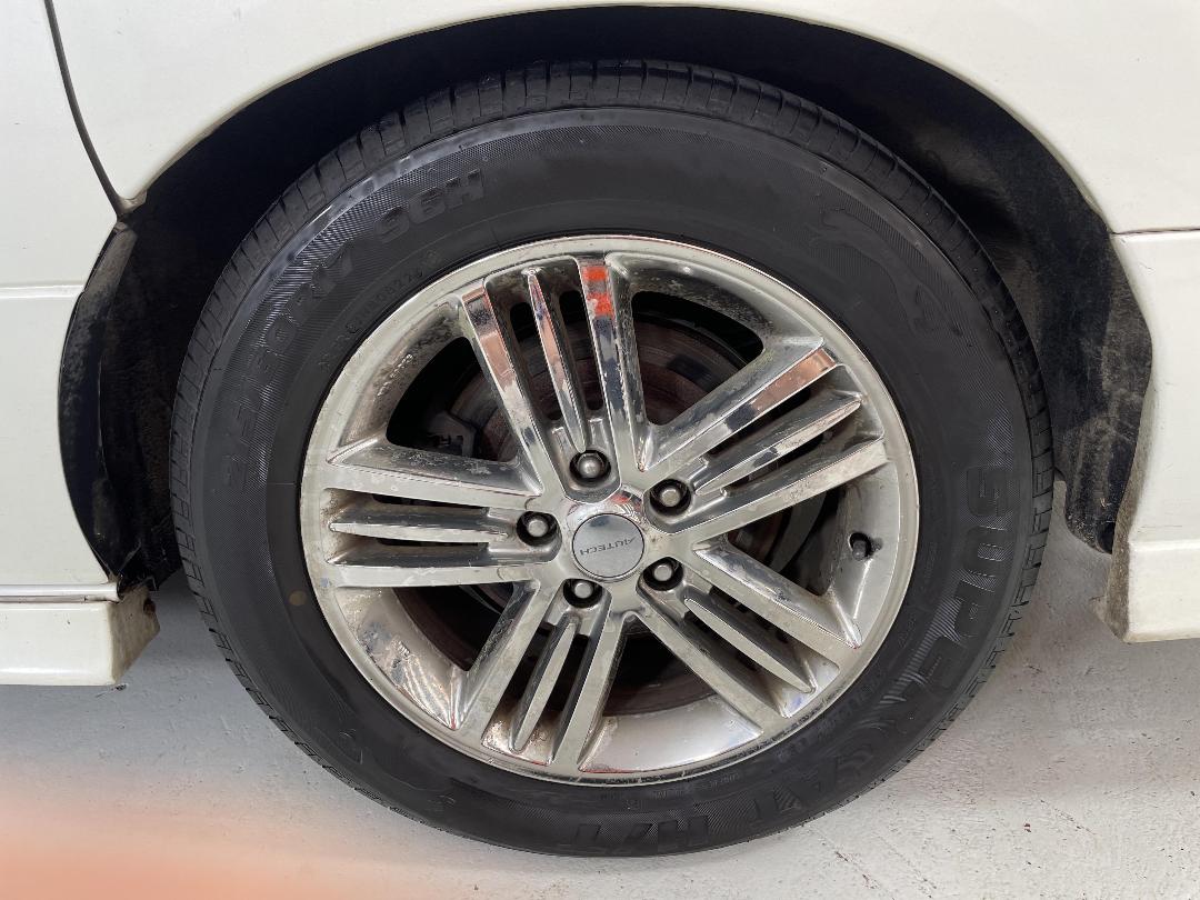 Photo '11' of Nissan Elgrand