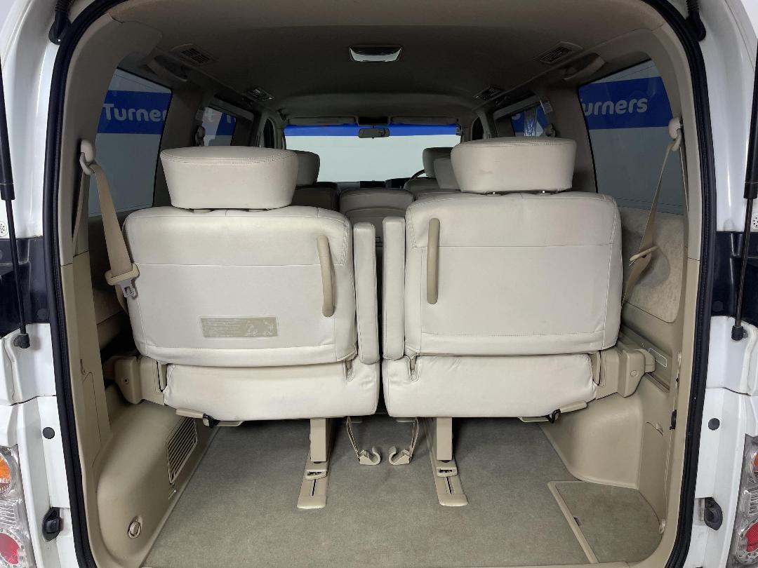 Photo '14' of Nissan Elgrand