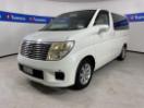 Thumbnail '4' of Nissan Elgrand Thumbnail '4' of Nissan Elgrand