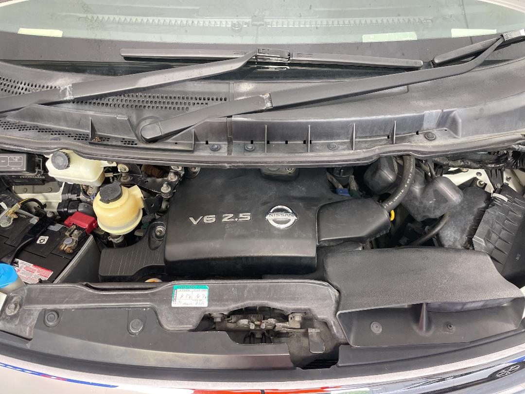 Photo '13' of Nissan Elgrand Photo '13' of Nissan Elgrand