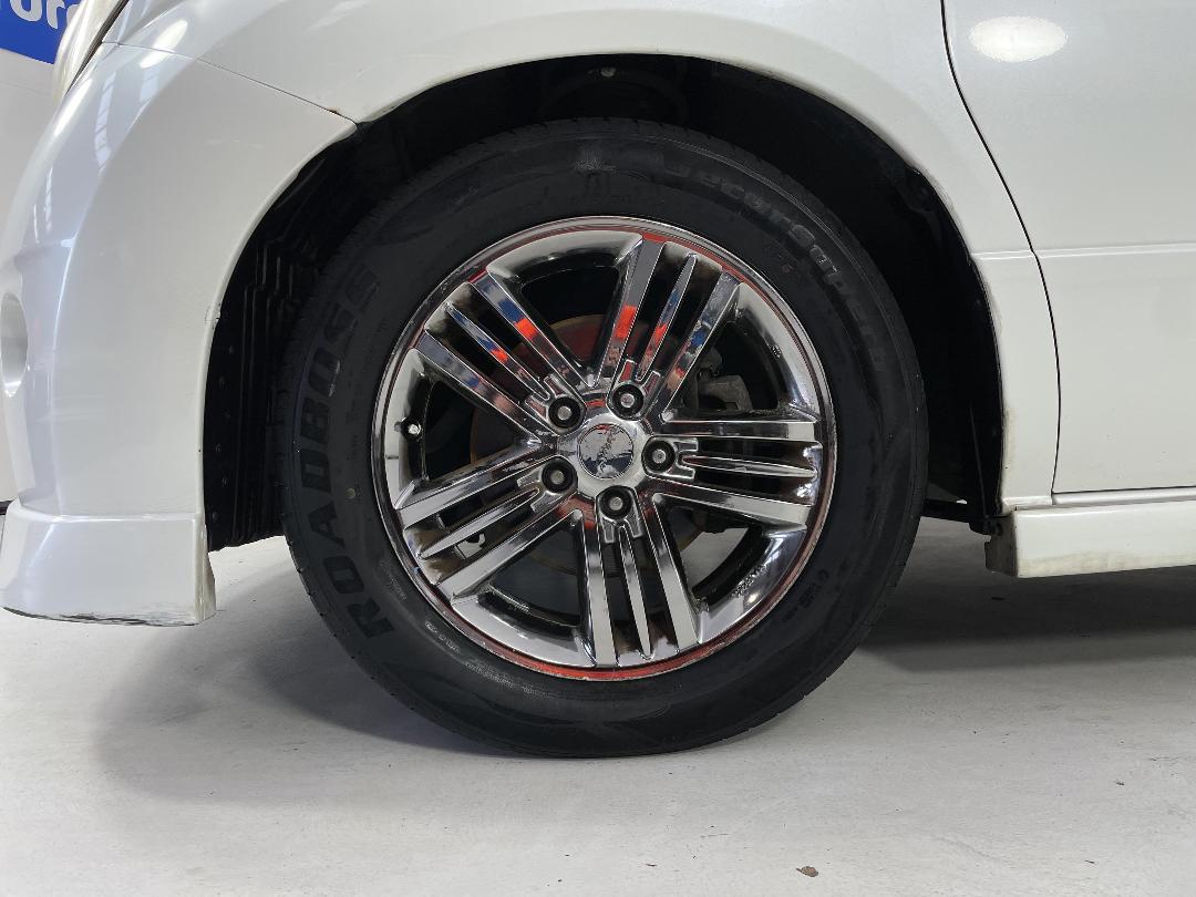 Photo '10' of Nissan Elgrand Photo '10' of Nissan Elgrand