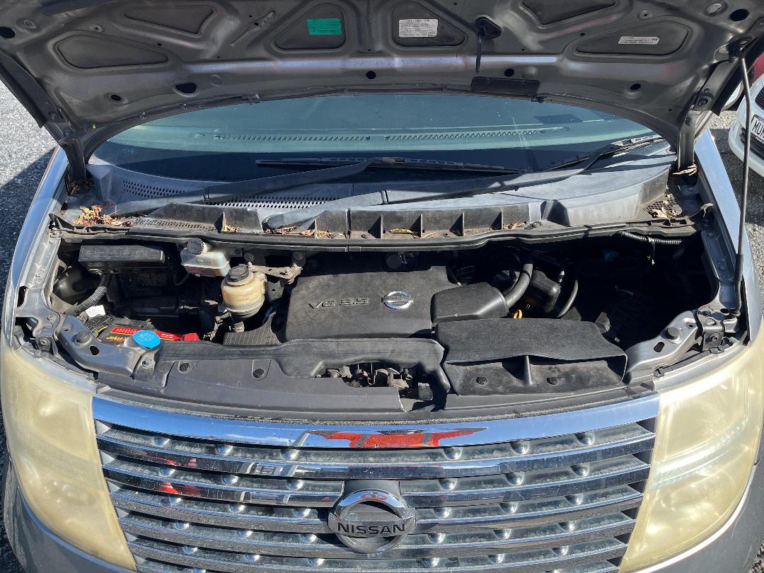 Photo '8' of Nissan Elgrand Photo '8' of Nissan Elgrand