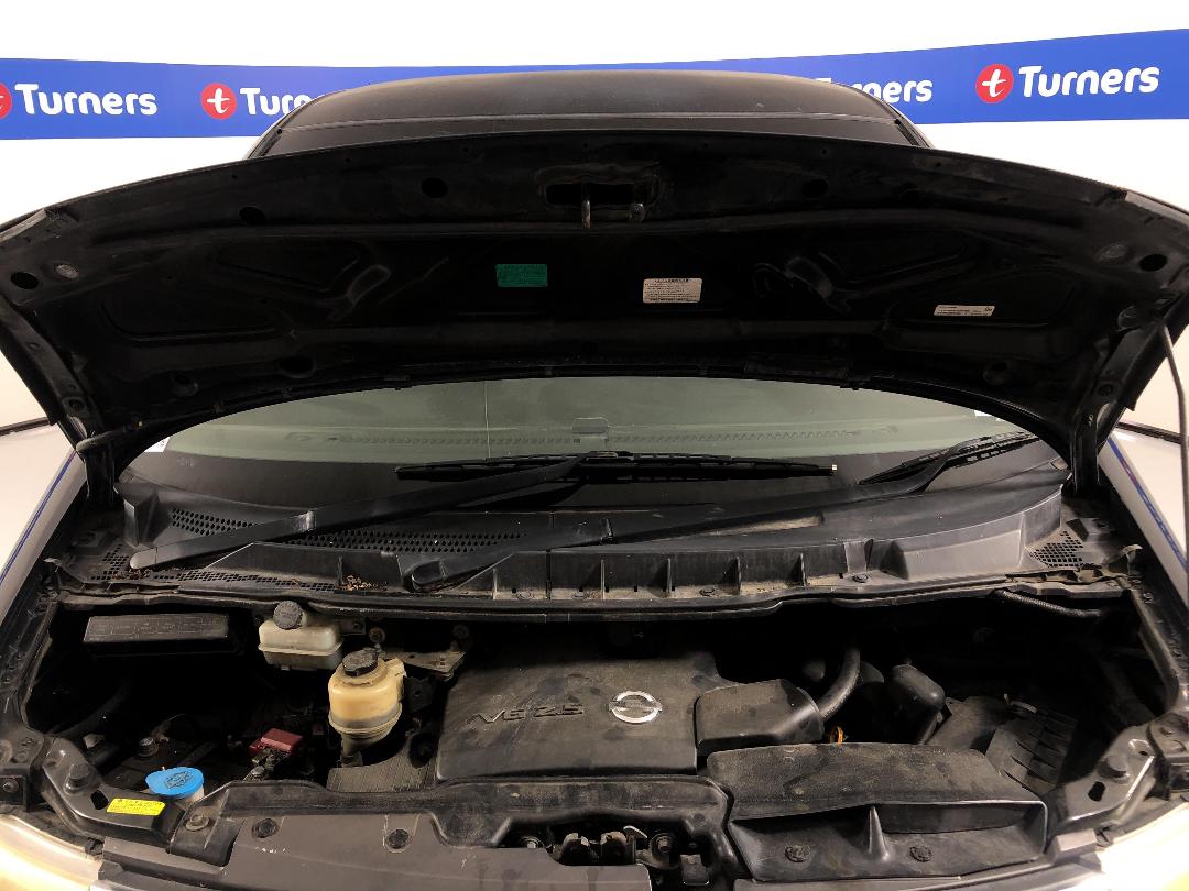 Photo '6' of Nissan Elgrand Highway Star