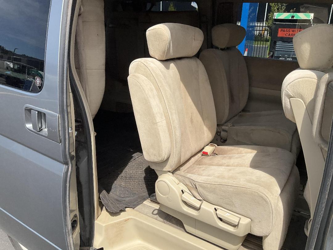 Photo '9' of Nissan Elgrand