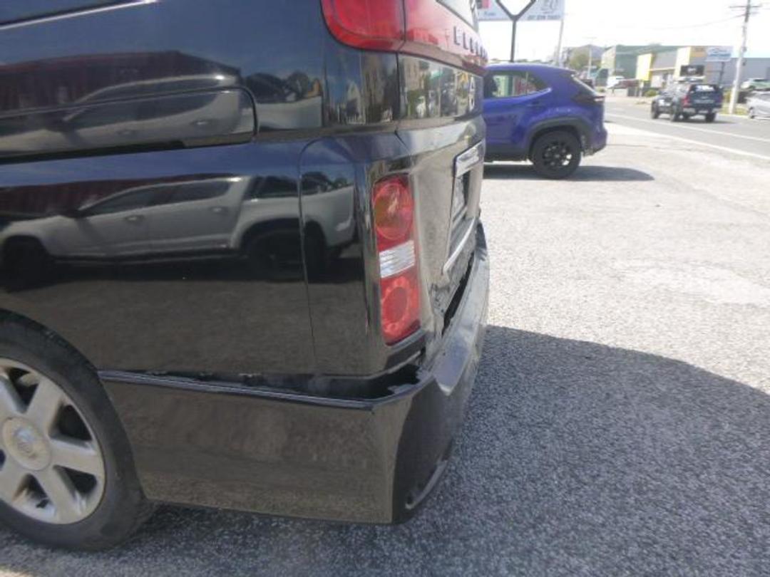 Photo '12' of Nissan Elgrand