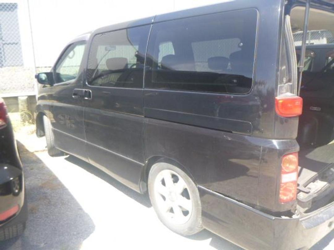 Photo '8' of Nissan Elgrand
