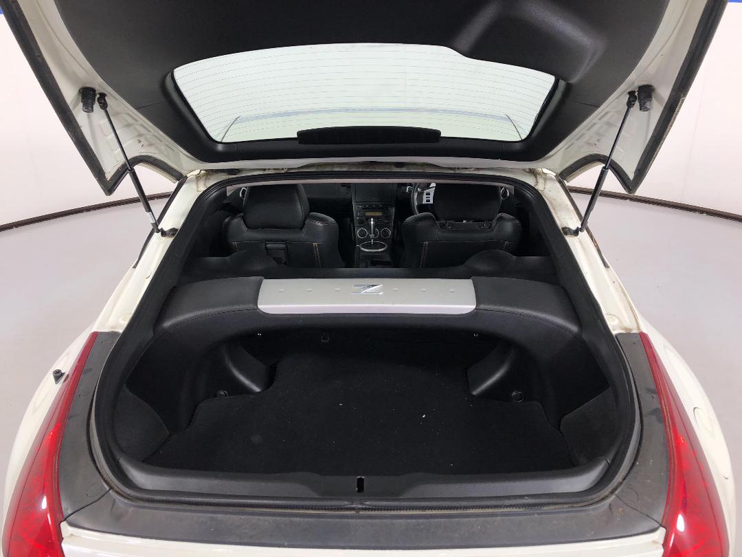 Photo '14' of Nissan Fairlady