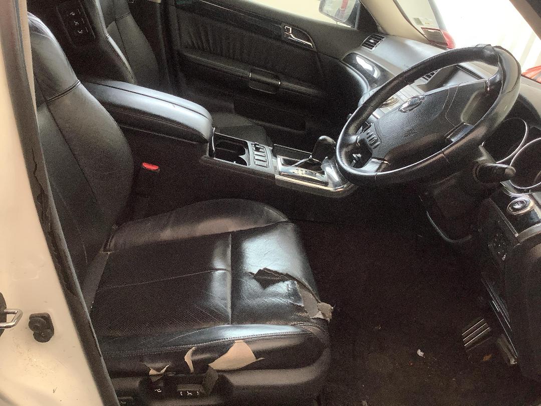 Photo '8' of Nissan Fuga 450GT Photo '8' of Nissan Fuga 450GT