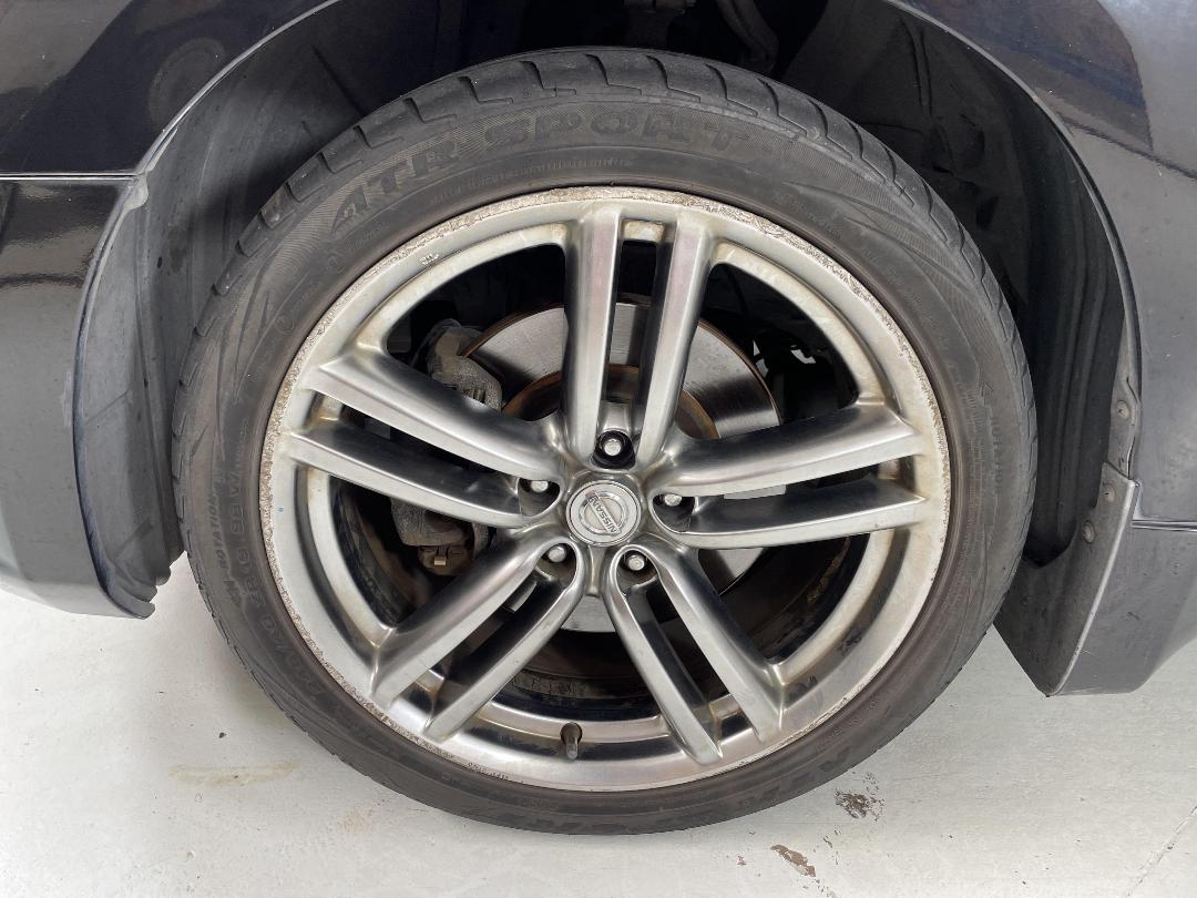 Photo '10' of Nissan Fuga