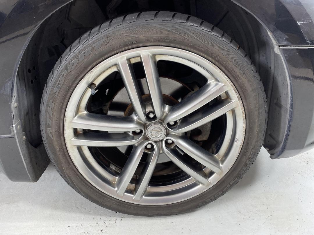 Photo '9' of Nissan Fuga