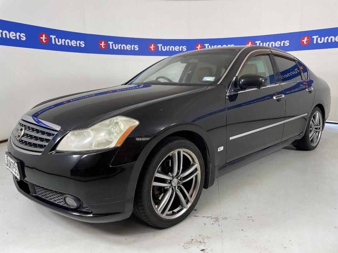 Photo '4' of Nissan Fuga