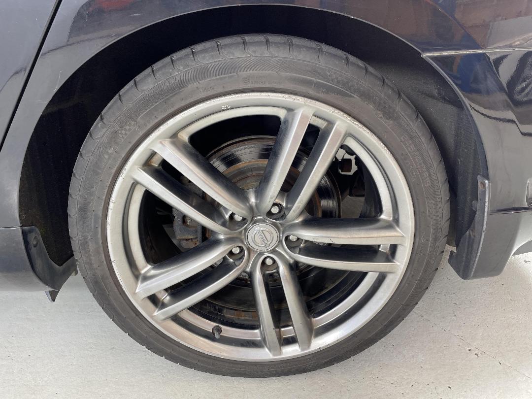 Photo '11' of Nissan Fuga