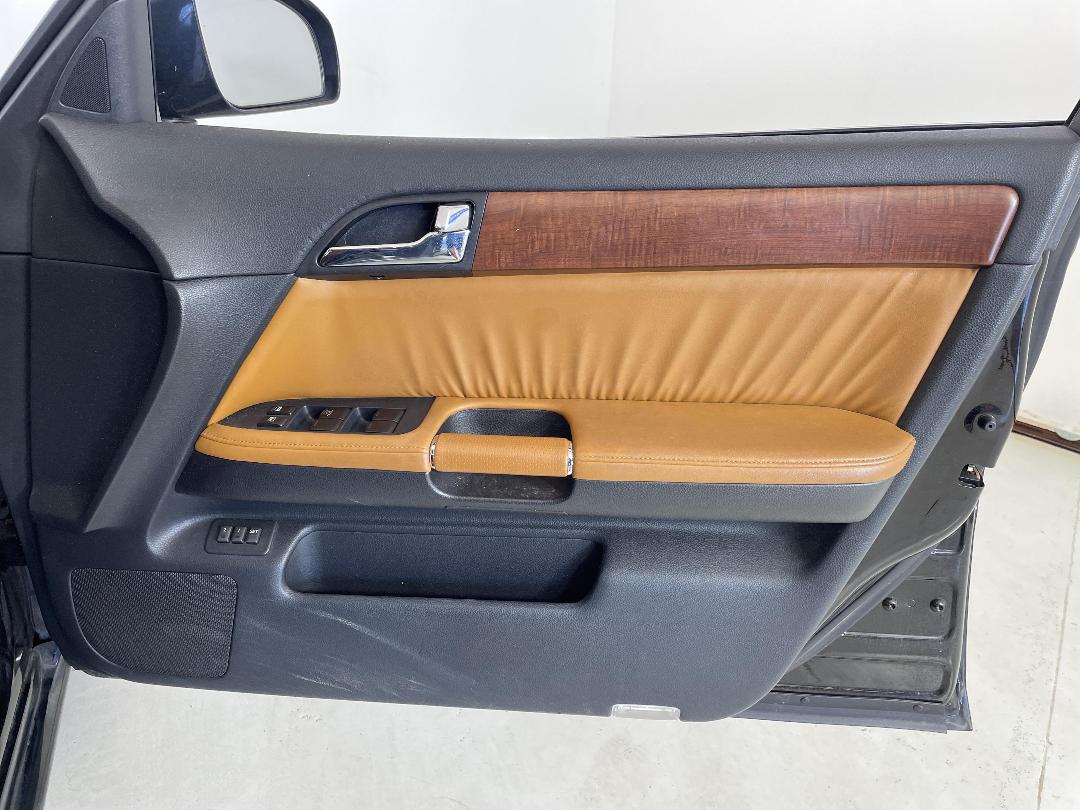 Photo '15' of Nissan Fuga