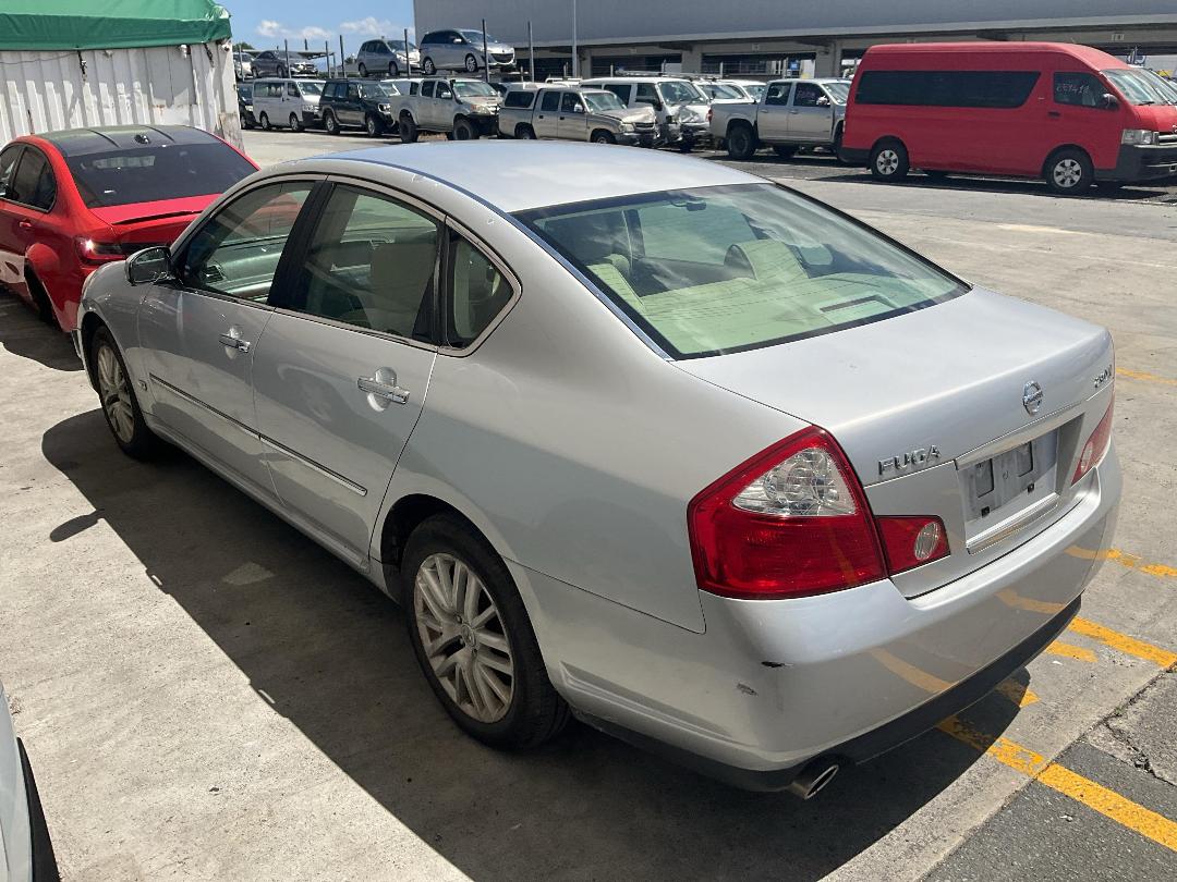 Photo '6' of Nissan Fuga