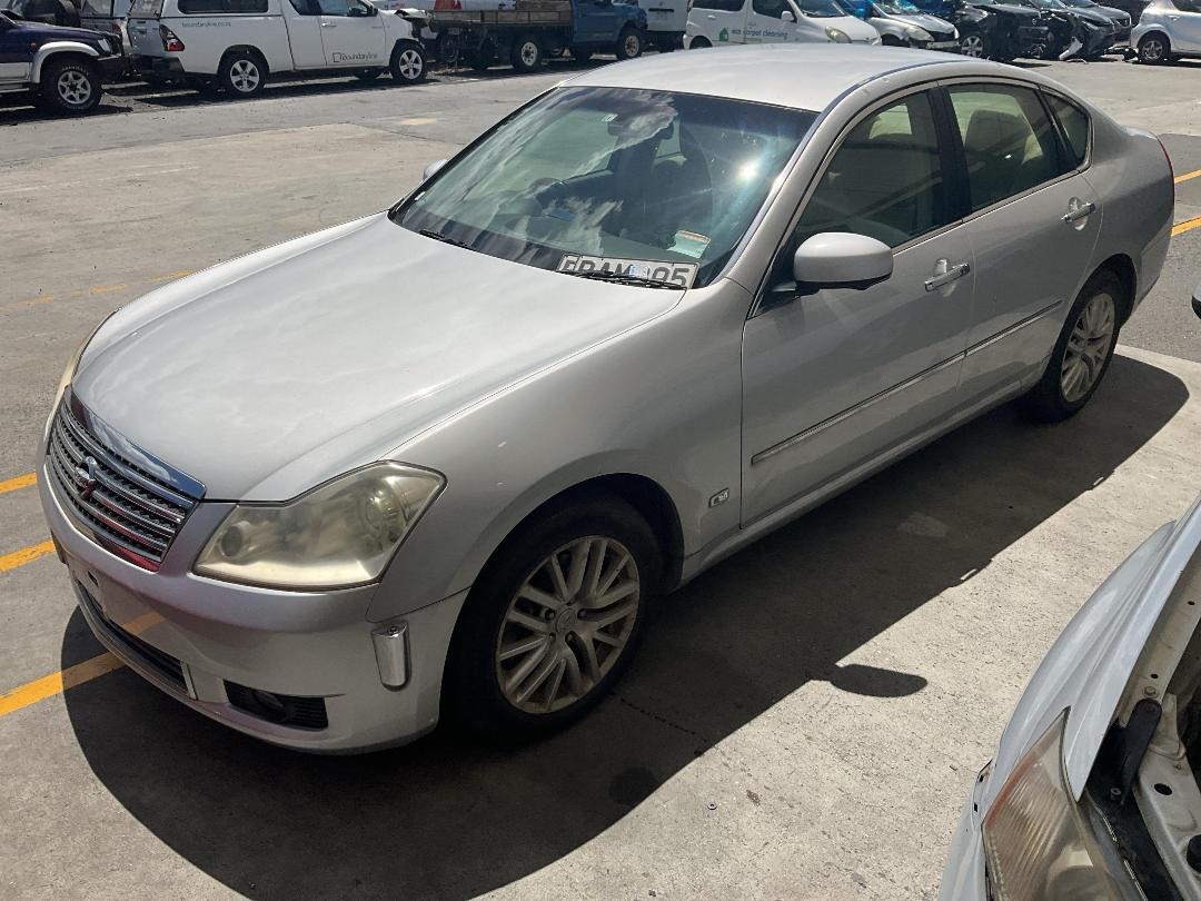 Photo '4' of Nissan Fuga