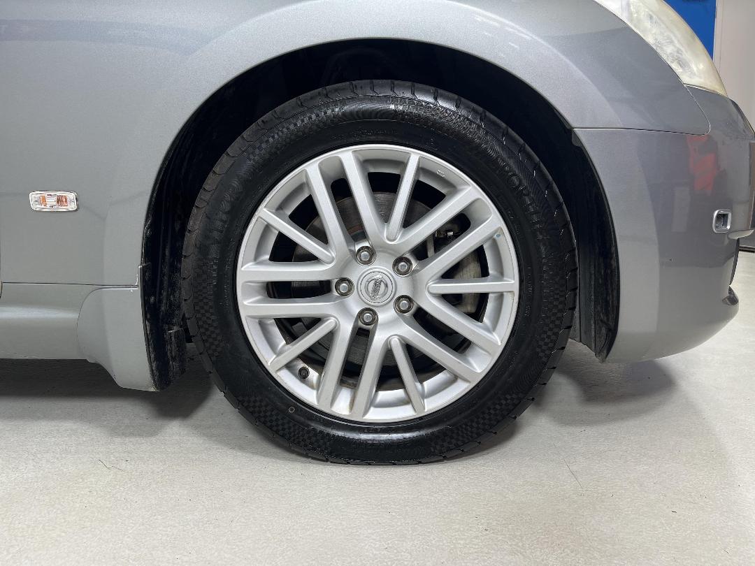 Photo '9' of Nissan Fuga