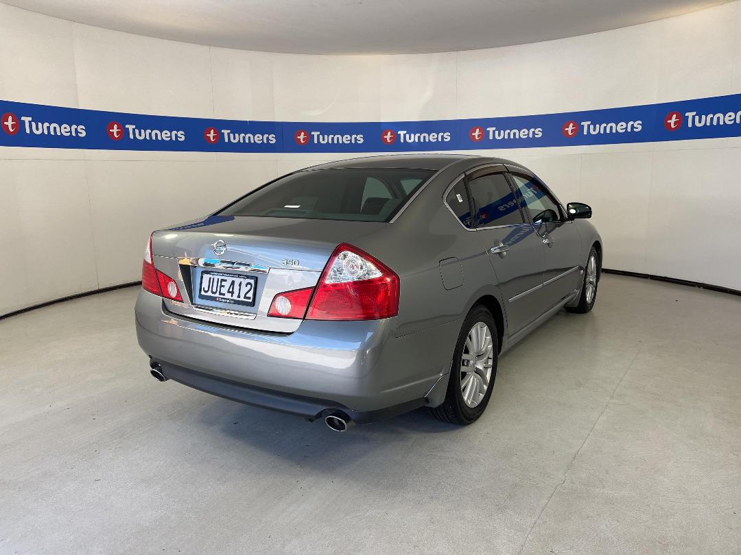 Photo '7' of Nissan Fuga