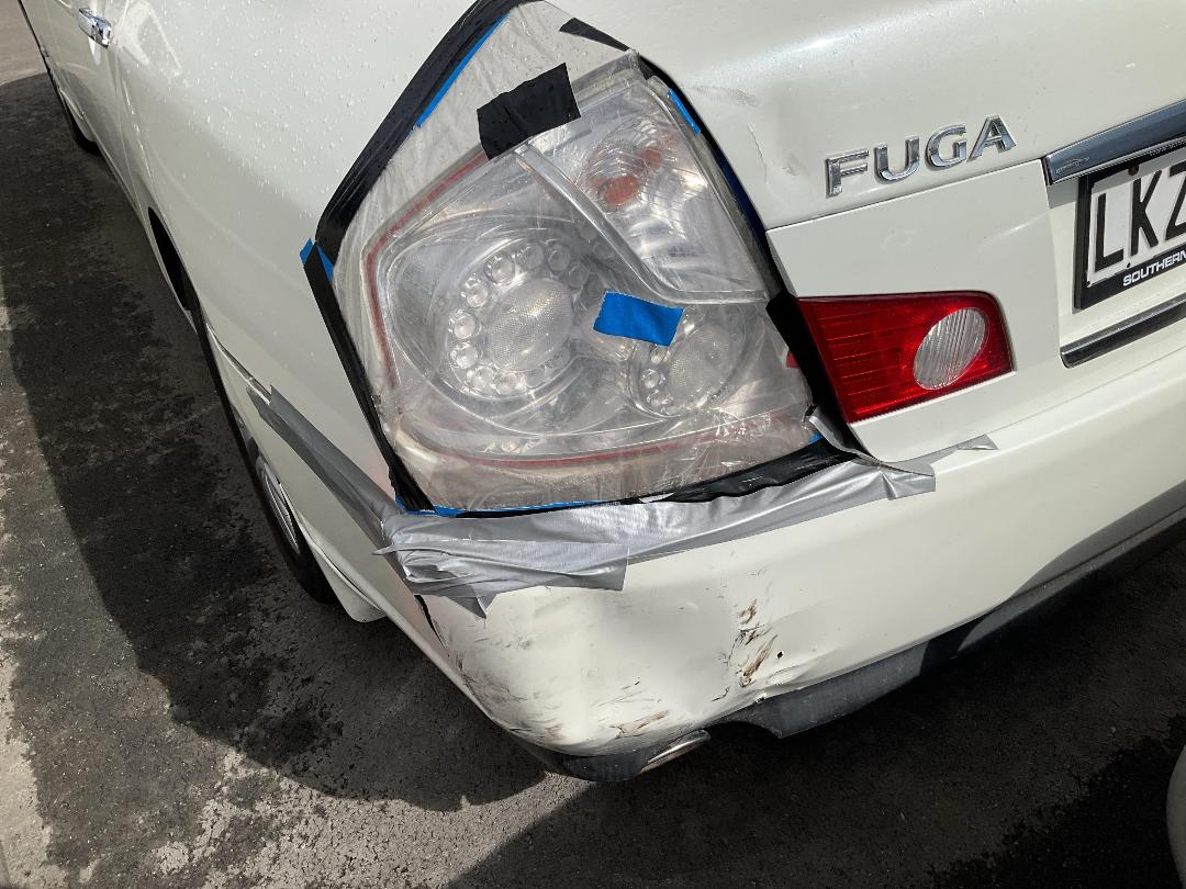 Photo '4' of Nissan Fuga 250GT