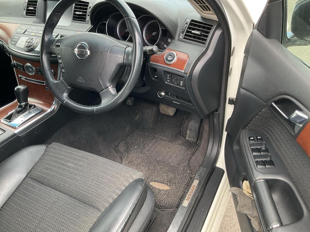 Photo '8' of Nissan Fuga 250GT