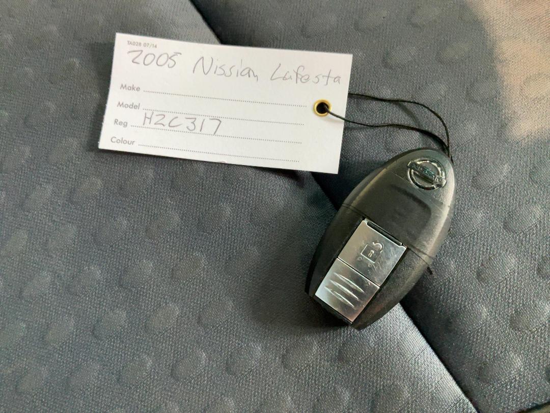 Photo '29' of Nissan Lafesta