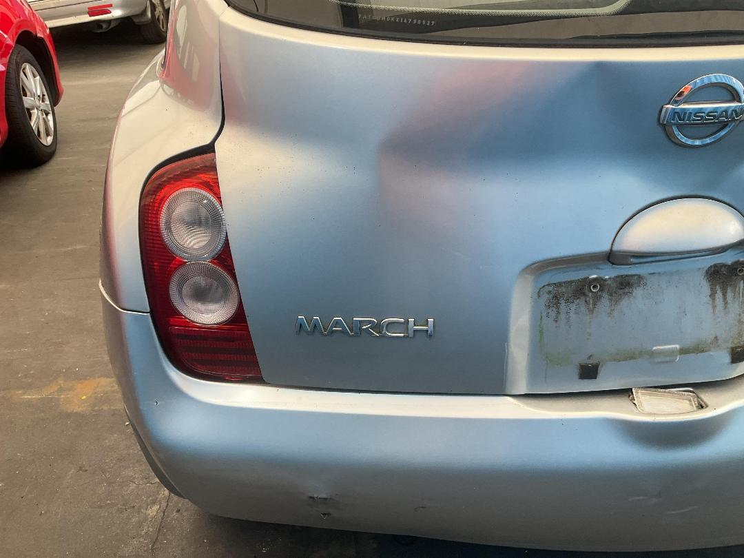 Photo '25' of Nissan March Photo '25' of Nissan March